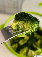 How To Steam Broccoli In Microwave - Recipe This