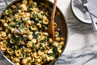 Pasta With Spicy Sausage, Broccoli Rabe and Chickpeas Recipe ...