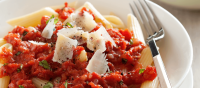 Pasta Napoletana - Italian tomato-based pasta recipe | Mutti