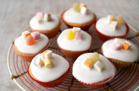 Mary Berry's iced fairy cakes | Baking Recipes | GoodTo