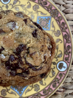 The Oregon Chocolate Chip Cookie (candied hazelnuts included ...