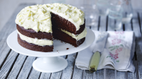 Mary's chocolate cake with white chocolate icing recipe - BBC Food
