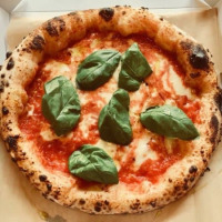 Authentic Neapolitan Pizza Recipe | Make The Perfect Neapolitan ...