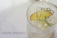 Ginger Rosemary Cocktail with gin | an easy summer cocktail!