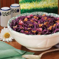 Sweet-Sour Red Cabbage with Bacon Recipe: How to Make It