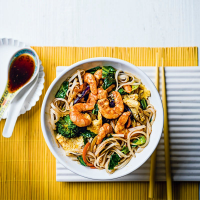 Prawn Singapore noodles | Healthy Recipe | WW UK
