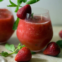 Strawberry Vodka Slush Cocktail - Everyday Eileen