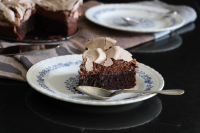 Meringue Chocolate Cake – Casserole & Chocolat