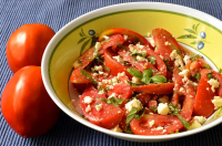 Salade de tomates, feta et basilic - Ma Cuisine Santé