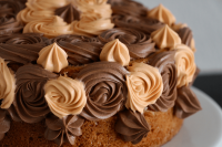 Chocolate and Caramel Layer Cake – Casserole & Chocolat