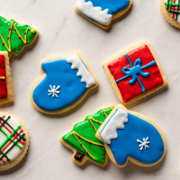 How To Decorate Shortbread Holiday Cut-Out Cookies With Royal ...