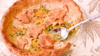 Chicken Pot Pie with Progresso Soup™ Recipe - QueRicaVida.com