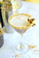 Marshmallow Vodka Cocktail | Liquid S'more Cocktail