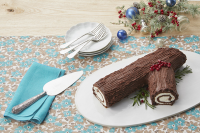 Best Easy Yule Log Recipe - How to Make a Chocolate Yule Log Cake