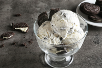 Homemade Oreo Cookie Ice Cream Recipe - A Food Lover's Kitchen