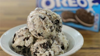 Easy Homemade Oreo Ice Cream Recipe | The Cooking Foodie ...