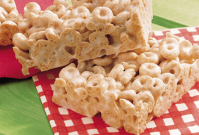 Gluten Free Marshmallow Cereal Bars | Recipes | Cheerios