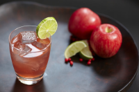 Crownberry Apple | Cocktail Party | Crown Royal