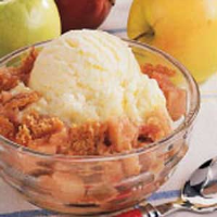 Apple Rhubarb Crumble Recipe: How to Make It