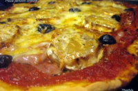 Pizza pâte fine jambon chèvre - Recette Ptitchef