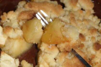 Crumble de pommes au caramel au beurre sale - Recette Ptitchef