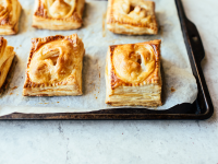 Individual Puff Pastry Apple Pies Recipe - SmallRecipe.com