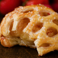 Caged Apple Puff Pastry Recipe by Tasty