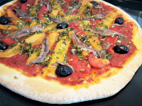 Pizza poivrons anchois - La recette facile par Toqués 2 Cuisine