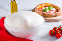 Pizza dough - Italian recipes by GialloZafferano
