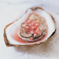 Five Garnishes for Oysters on the Half Shell | RICARDO