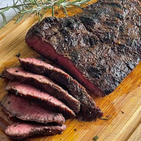How to Cook the Perfect Flat Iron Steak in Cast Iron - The Virtual ...