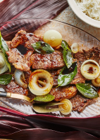 Steak with Onion and Bay Leaves Recipe | Bon Appétit