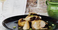 Poulet au vin jaune: A classic chicken dish from the Jura | Gourmet ...