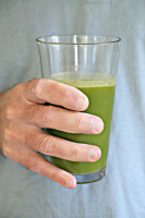 The Best Ginger Green Juice Recipe - Southern Kissed