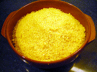 Semoule de couscous au cuit-vapeur - La recette facile par Toqués ...