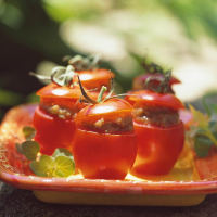 Tomates farcies au caviar d'aubergine | RICARDO