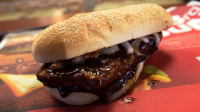 Appetizing McDonald's McRib Sandwich Copycat Recipe ...