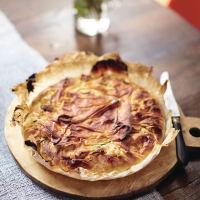 Spinach & feta filo pie | Cheese recipes | Jamie Oliver recopes