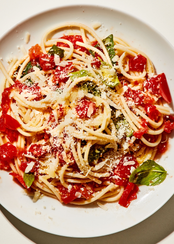 Pasta with No-Cook Tomato Sauce Recipe | Bon Appétit