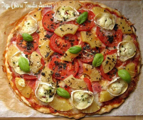Pizza chèvre tomates ananas - Recette Ptitchef