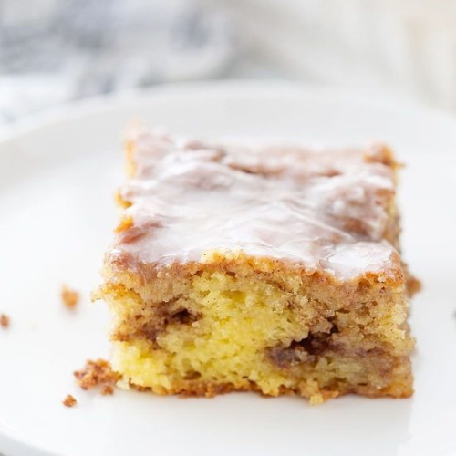 Easy Honey Bun Cake Recipe | Bitrecipes