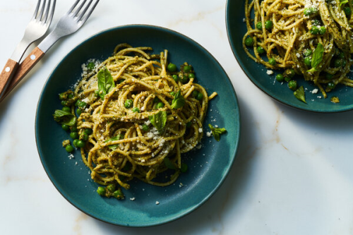 Smoked Almond Pesto Spaghetti Recipe - NYT Cooking